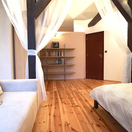 Aaa Old Town Ii Varsovie